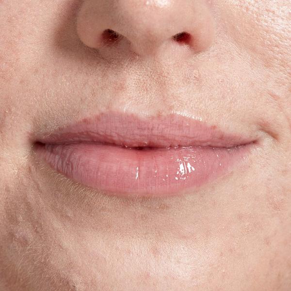 Brillo Labial No Pegajoso Butter Gloss 5