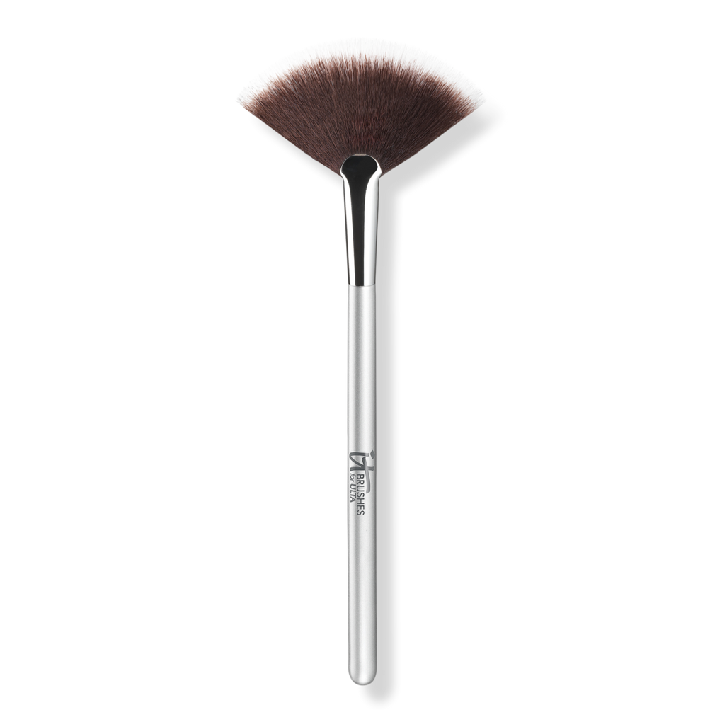 Airbrush Radiance Fan Brush #116 - IT Brushes ULTA Ulta Beauty