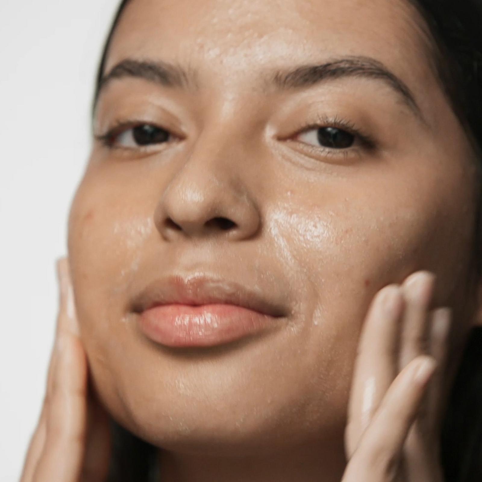Acne Solutions Cleansing Gel