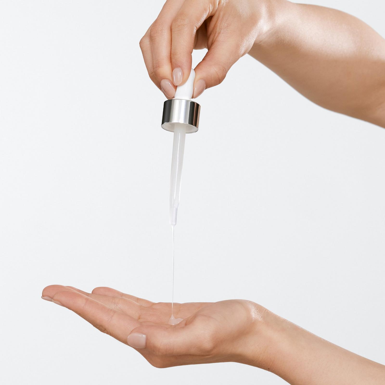 Acne Solutions Acne + Line Correcting Serum