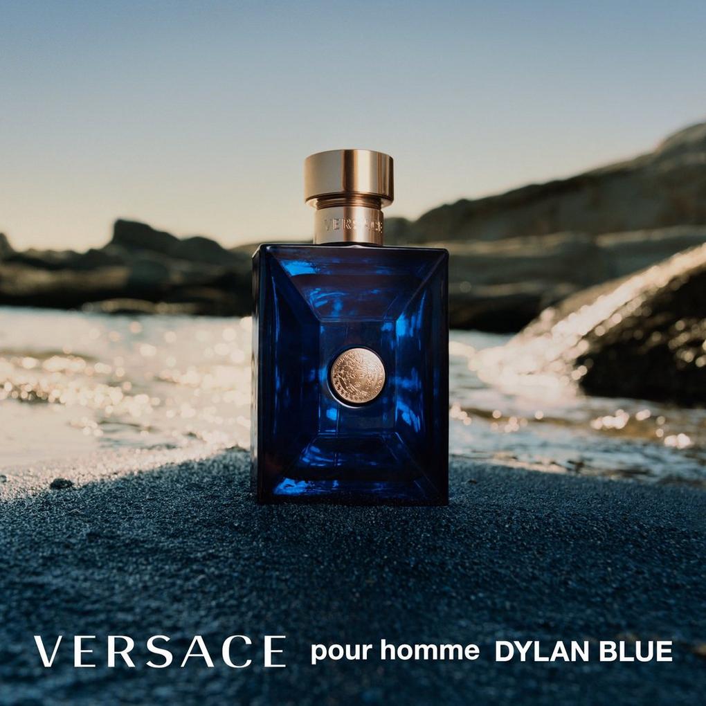 Up To 54% Off on Versace Dylan Blue 1.7 oz / 5