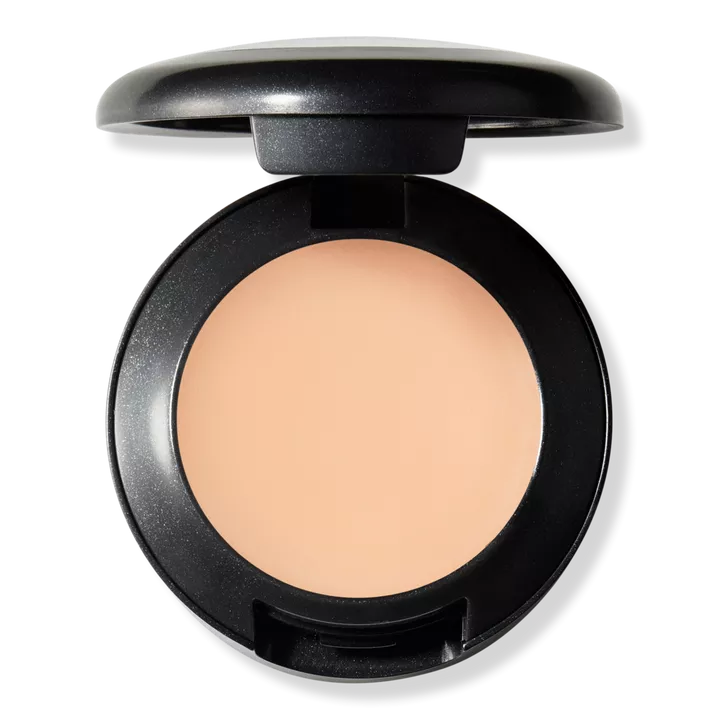 MAC Studio Finish SPF 35 Concealer