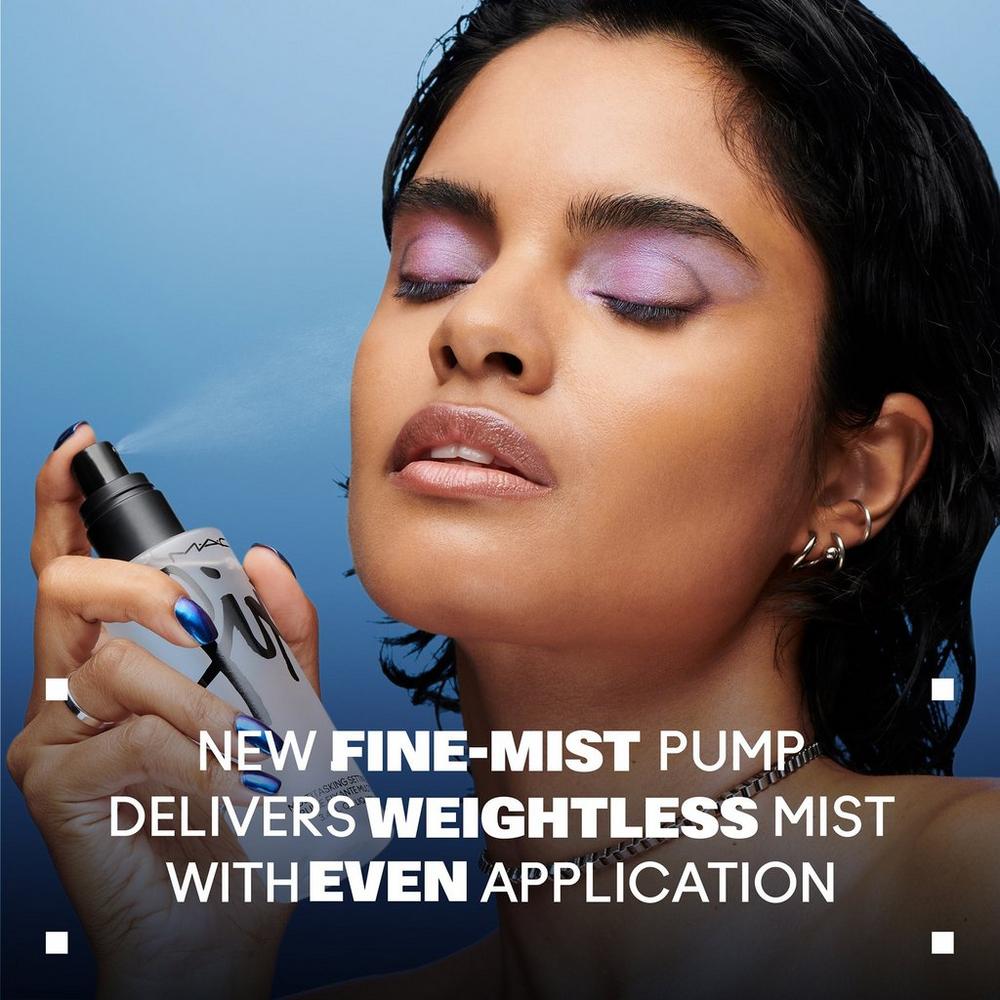 Mini MAC Prep + Prime Fix+ Primer and Setting Spray