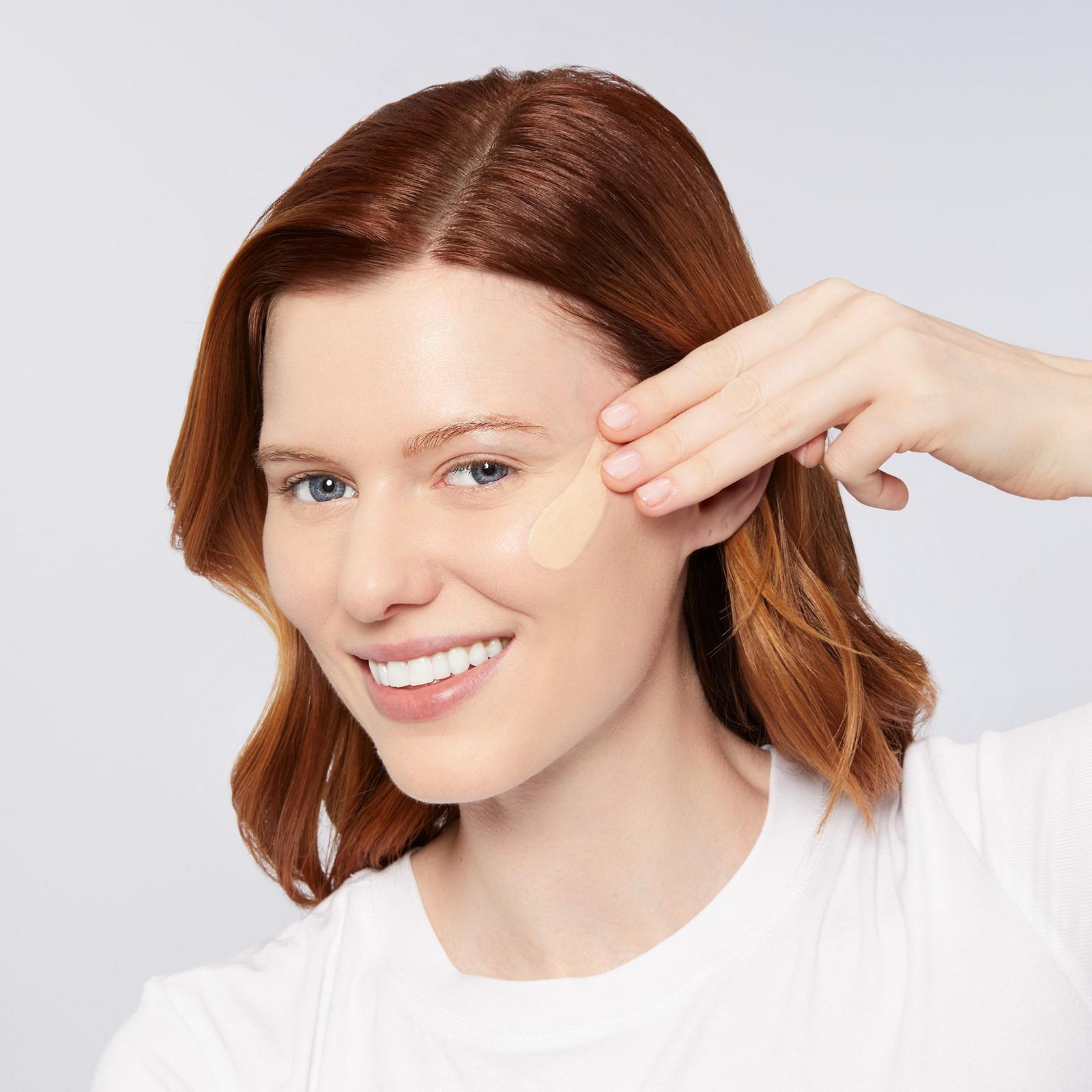 Bye Bye Redness Neutralizing Color-Correcting Concealer Cream