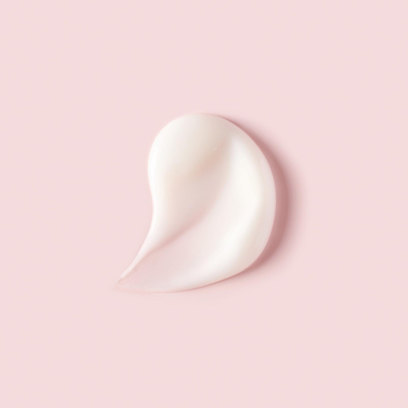 Advanced Climate Control Featherlight Styling Cream