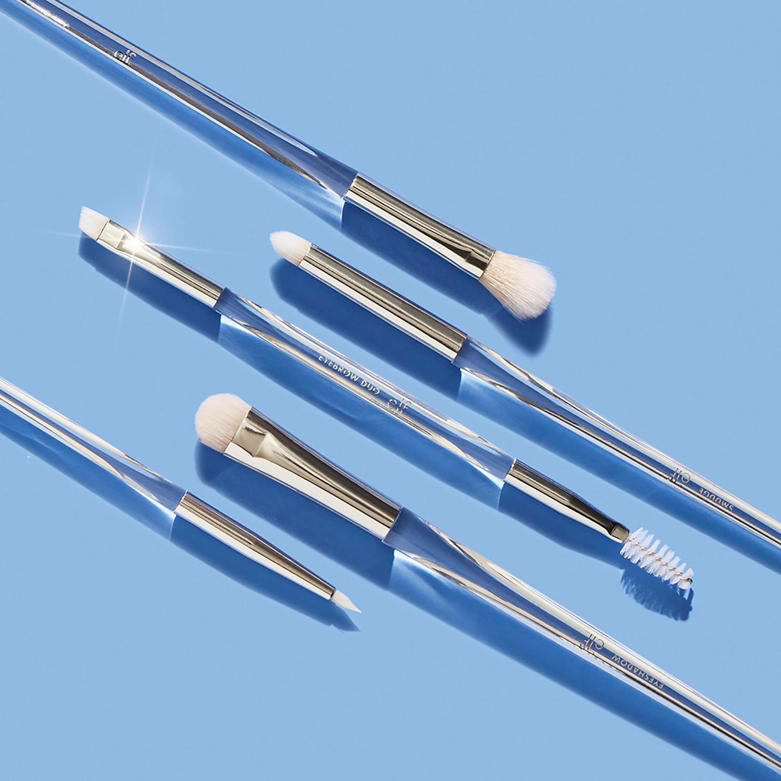 Beautifully Precise Dual-Sided Eyebrow Brush No. 203
