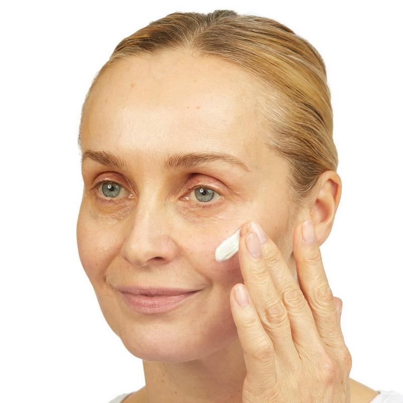 No7 - Lift & Luminate Triple Action 3-Piece Skincare System | Ulta