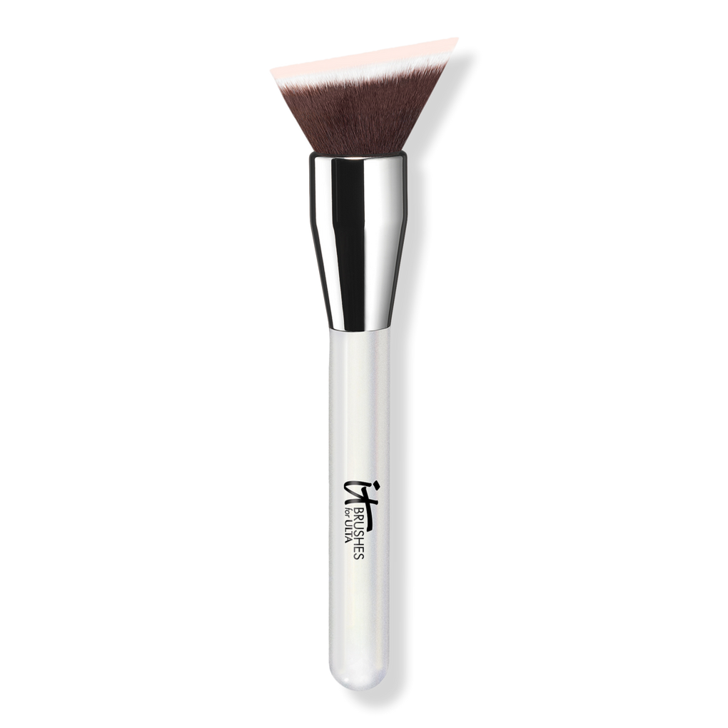 Triangular Buffing Foundation Brush