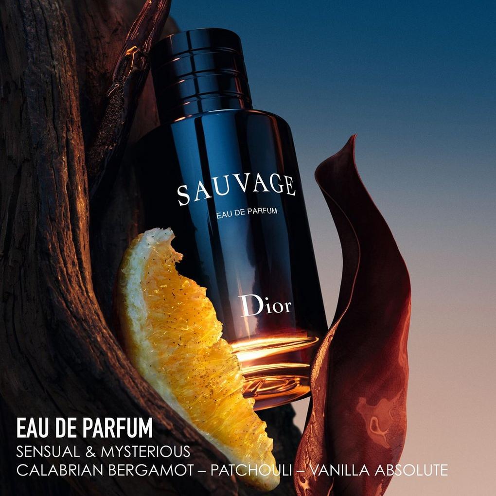 Christian Dior Sauvage Eau De Toilette Spray for Men, 3.4 fl. Oz. :  : Beauty & Personal Care