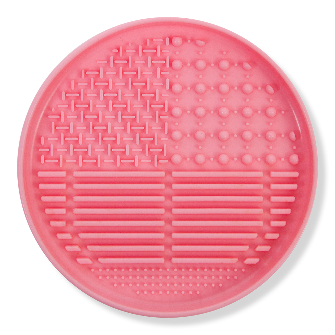 J.Cat Beauty Silicone Pad Brush Cleaner #1