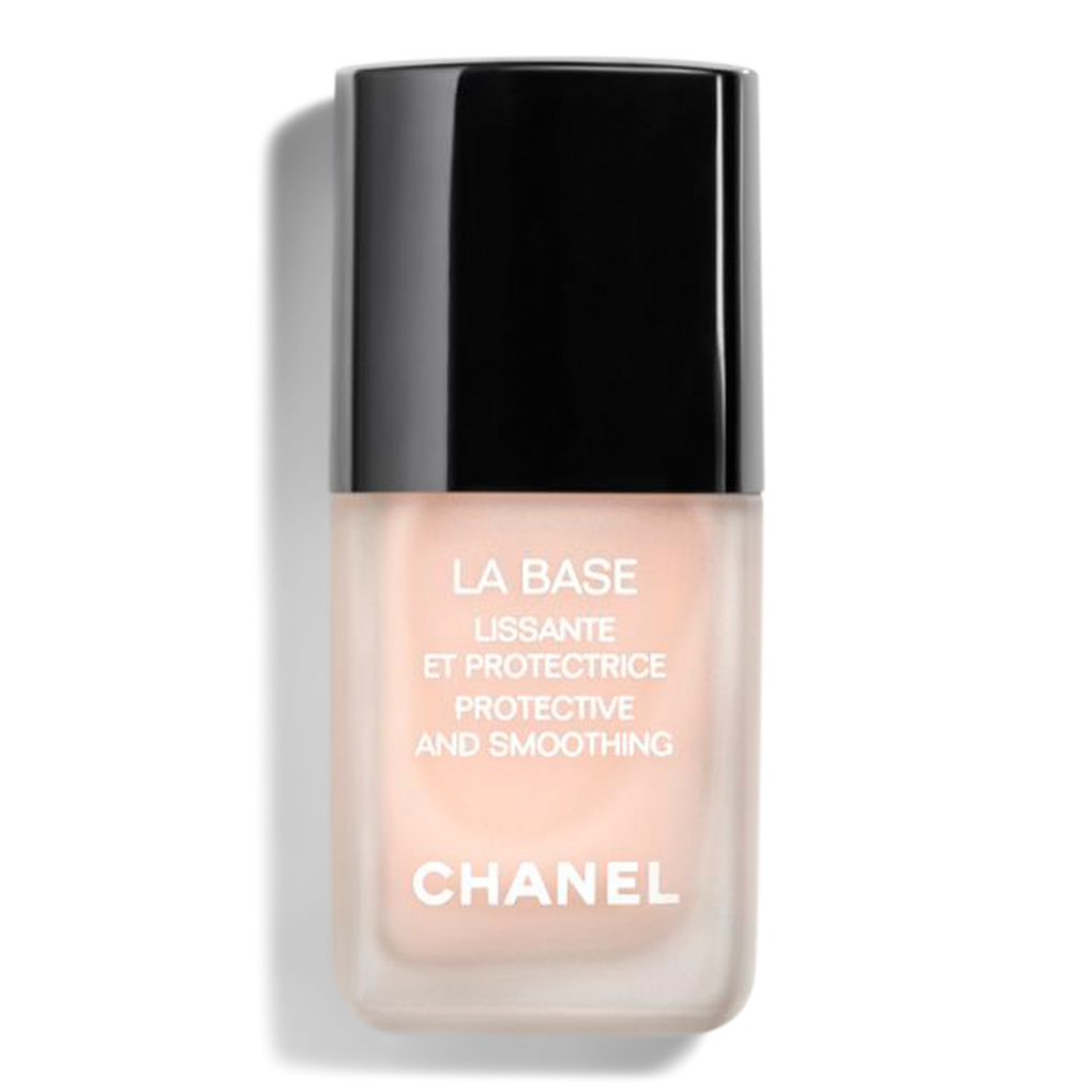 One coat of @Chanel Beauty la base + clear top coat! I'm in love