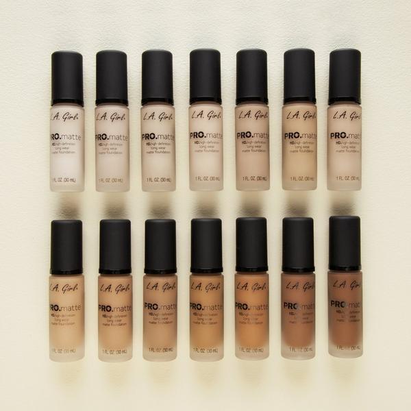 L.A. Girl Pro.Matte Foundation #4