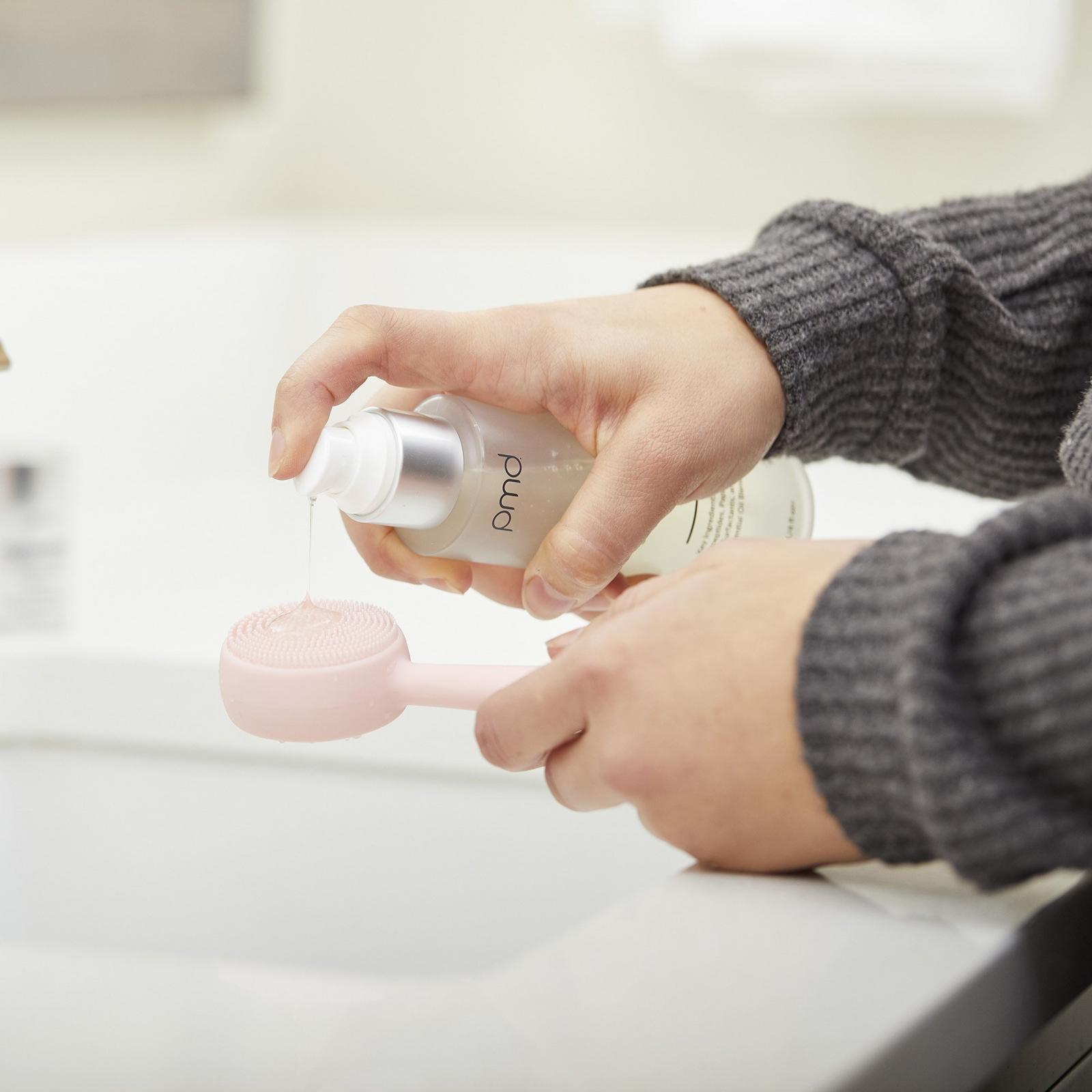 Clean - Smart Facial Cleansing Device