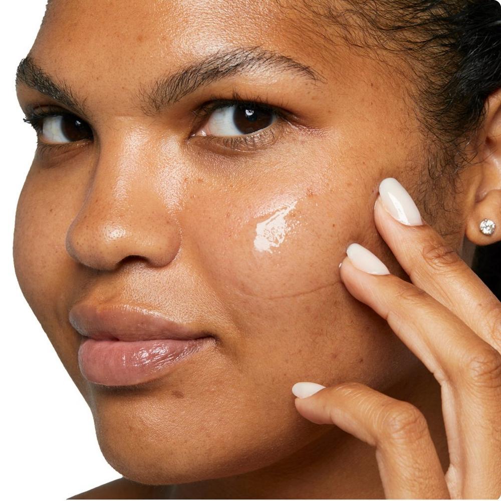 Dramatically Different Hydrating Jelly Moisturizer