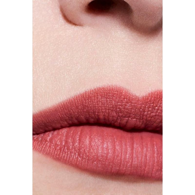 CHANEL - 69 Abstrait ROUGE ALLURE VELVET Luminous Matte Lip Colour