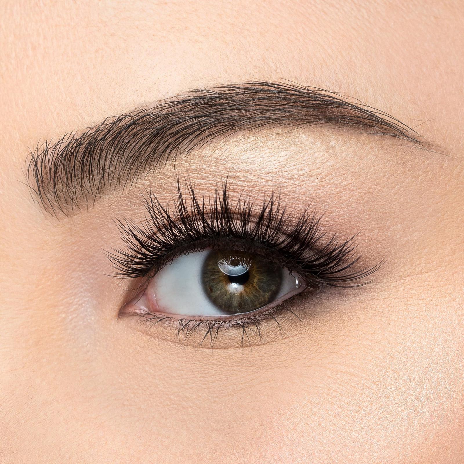 Iconic Lite Full False Lashes