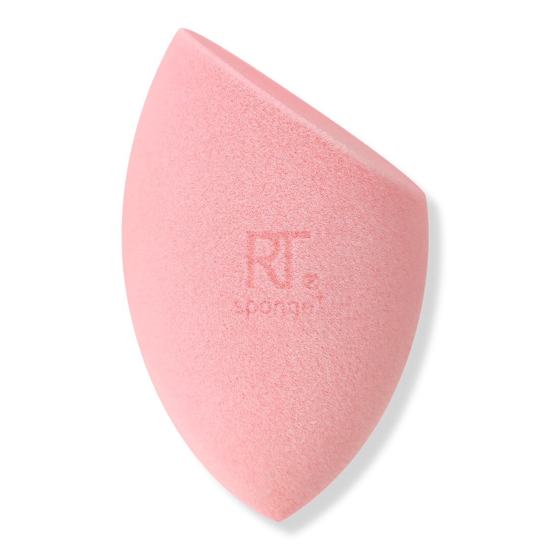 Real Techniques Miracle Powder Makeup Blending Sponge #1