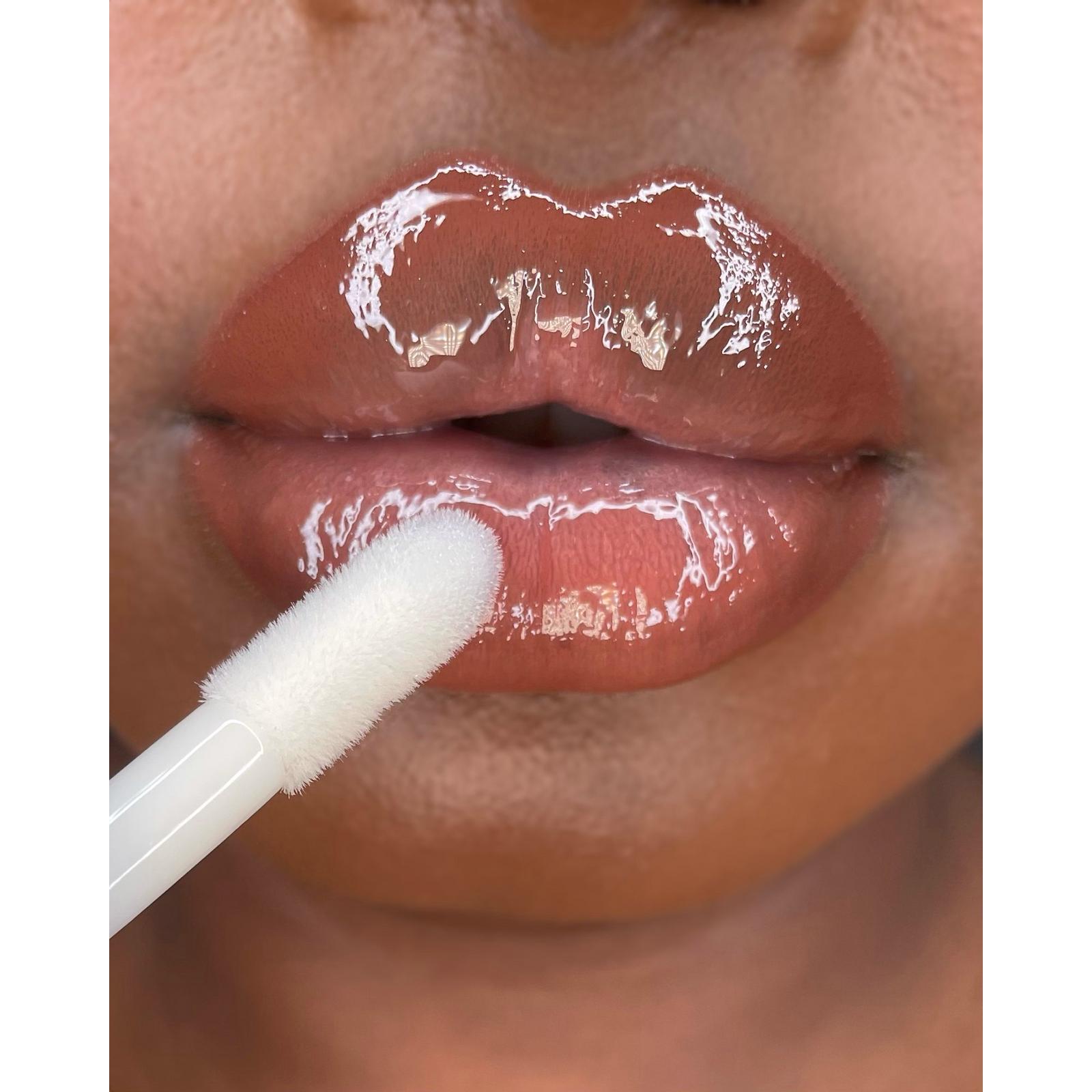 Pout Bomb Plumping Gloss