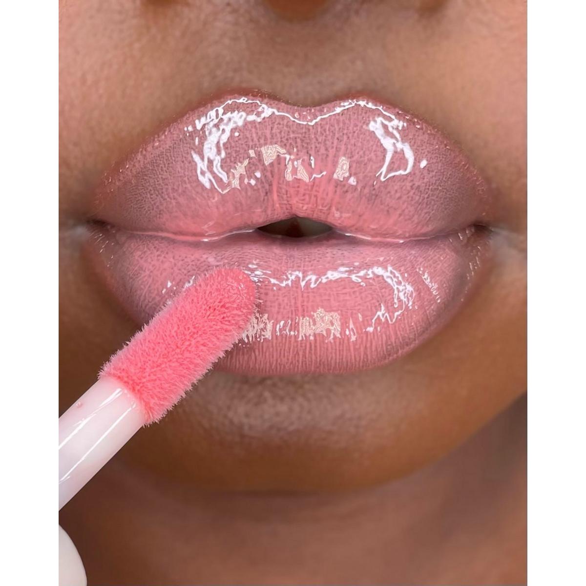Pout Bomb Plumping Gloss
