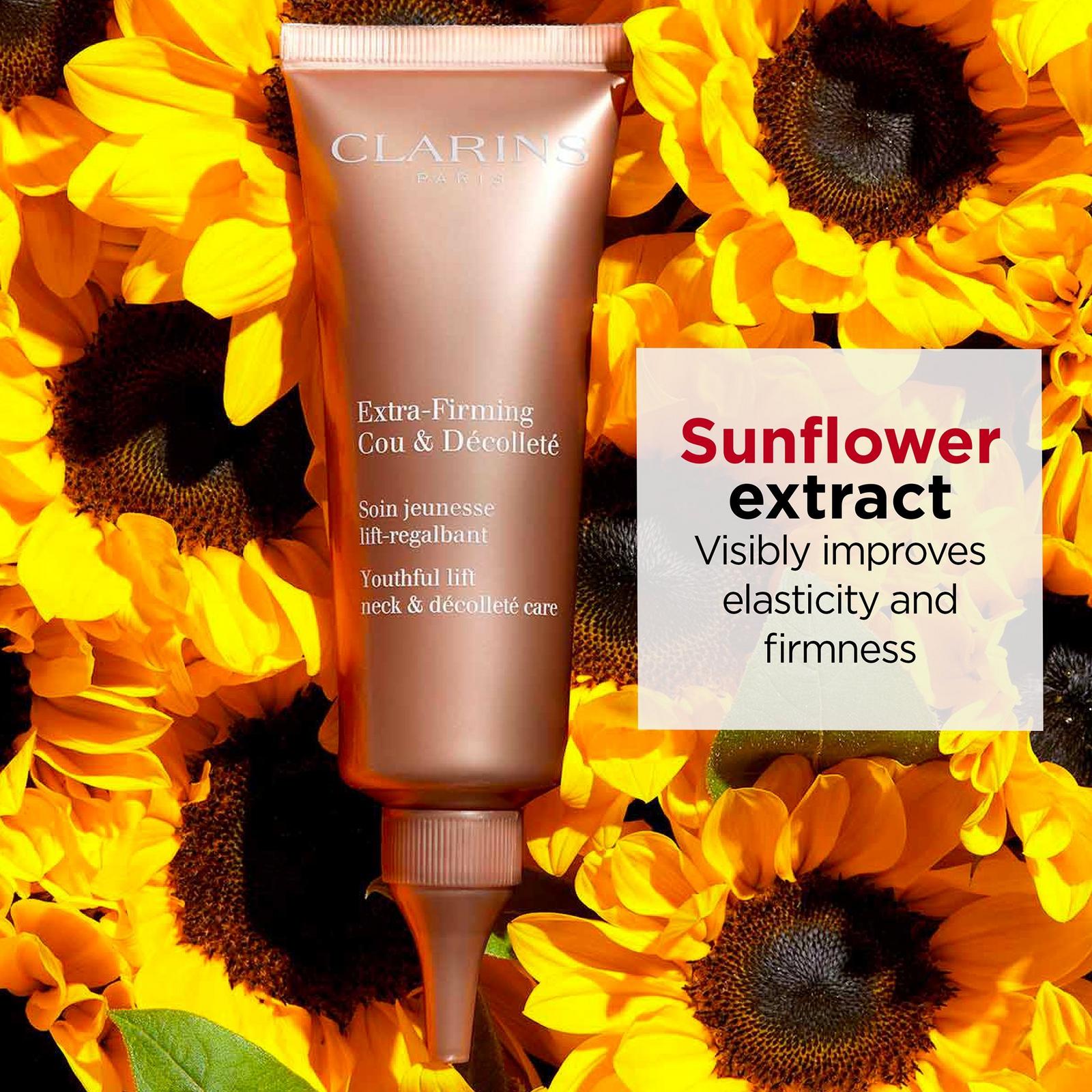 Extra-Firming Neck & Décolleté Moisturizer