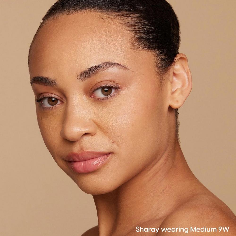 Pretty Fresh Hyaluronic Acid Tinted Moisturizer