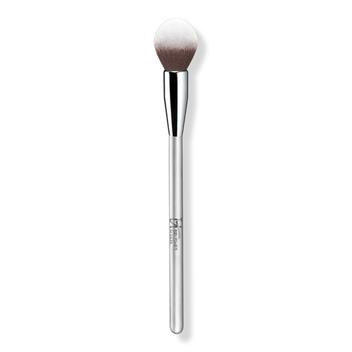 Buy MAKE UP FOR EVER Small Highlighter Brush # 140 here at 70% discount!  Branded makeup brushes at outlet prices. Worldwide shipping in 7 working  days! – Pony Brushes