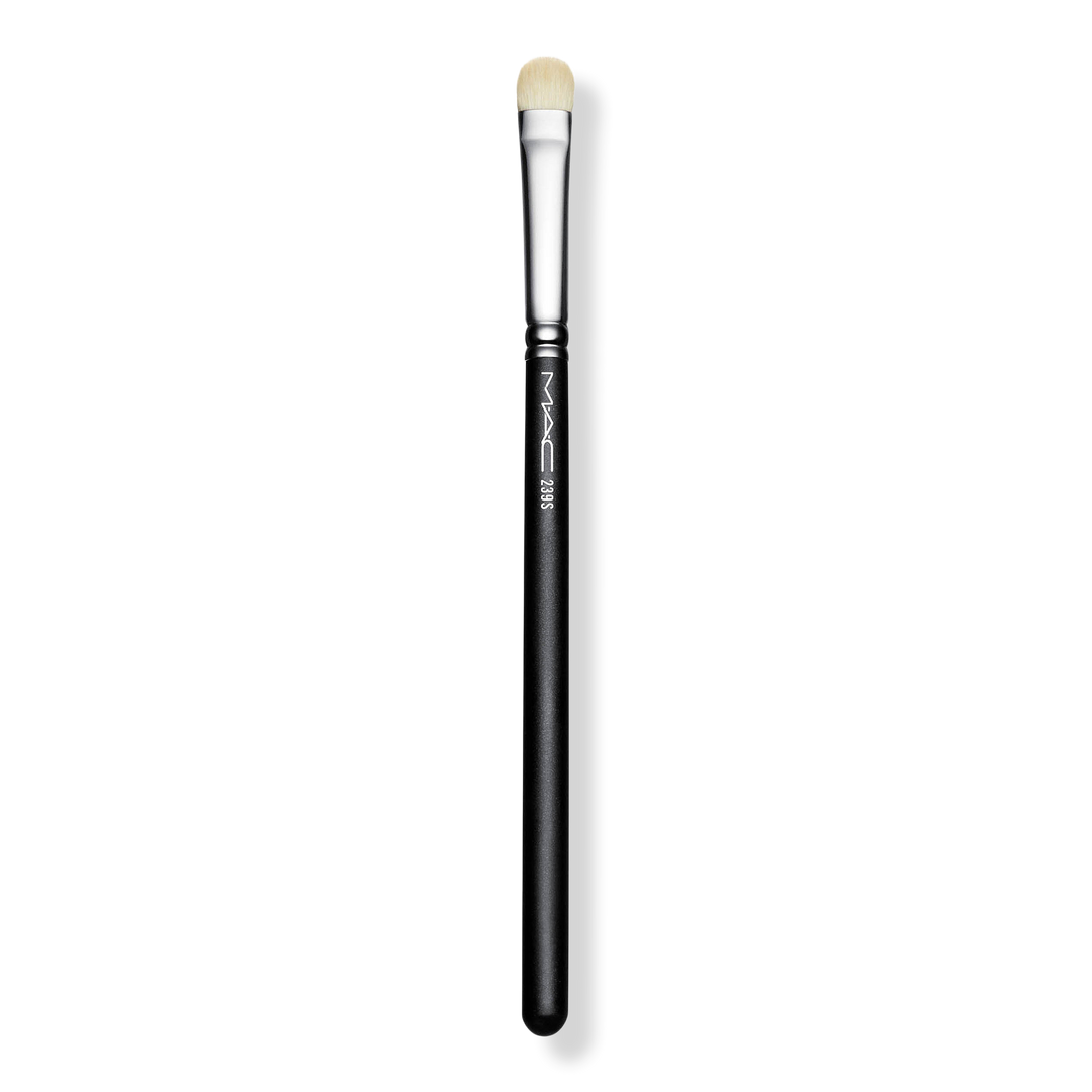 MAC 239 Synthetic Eye Shader Brush #1