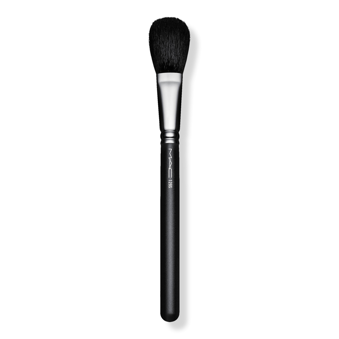MAC 129 Synthetic Powder + Blush Brush #1