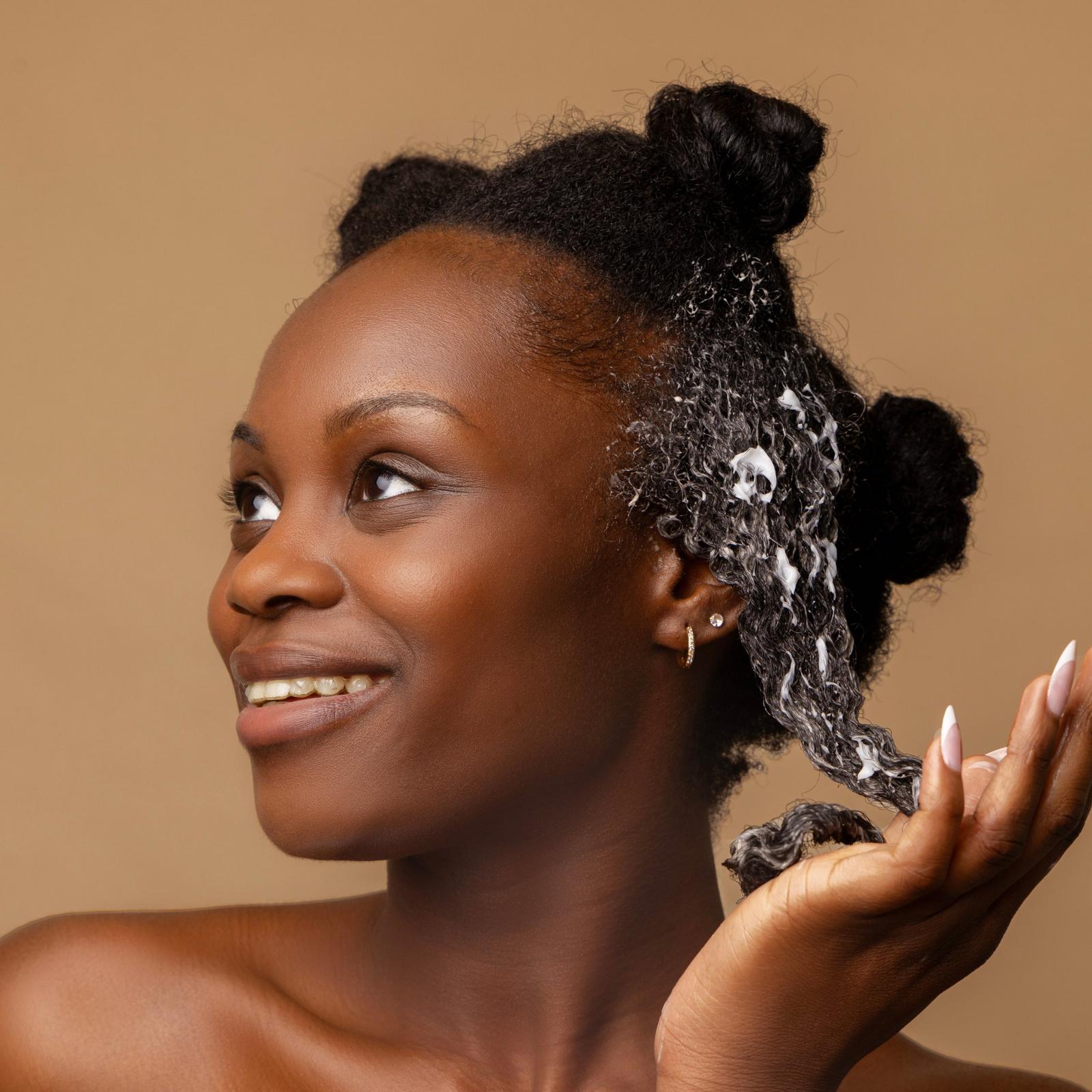 Almond & Avocado Moisturizing & Detangling Conditioner