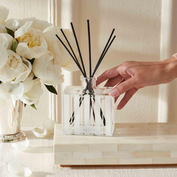 NEST New York Ocean Mist & Sea Salt Reed Diffuser #5