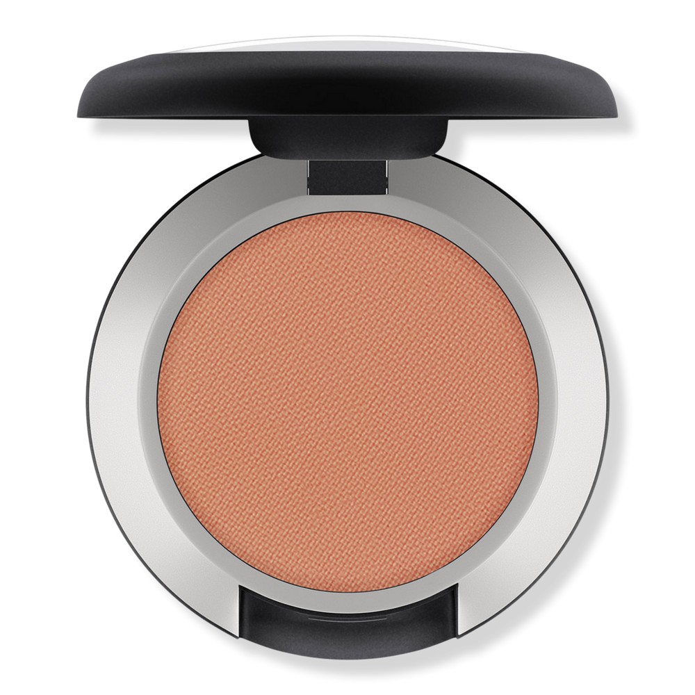 Mac Powder Kiss Matte Eyeshadow - What Clout!