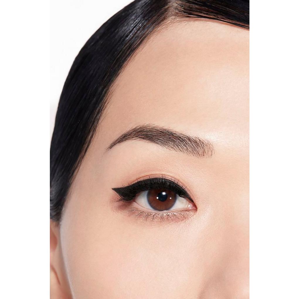 LE LINER DE CHANEL Liquid Eyeliner High Precision Longwear - CHANEL