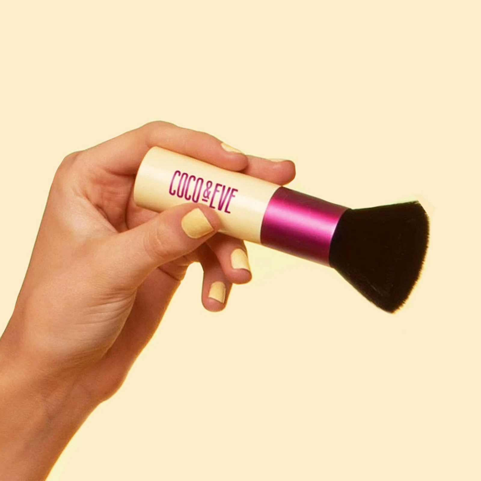 Sunny Honey Deluxe Kabuki Brush