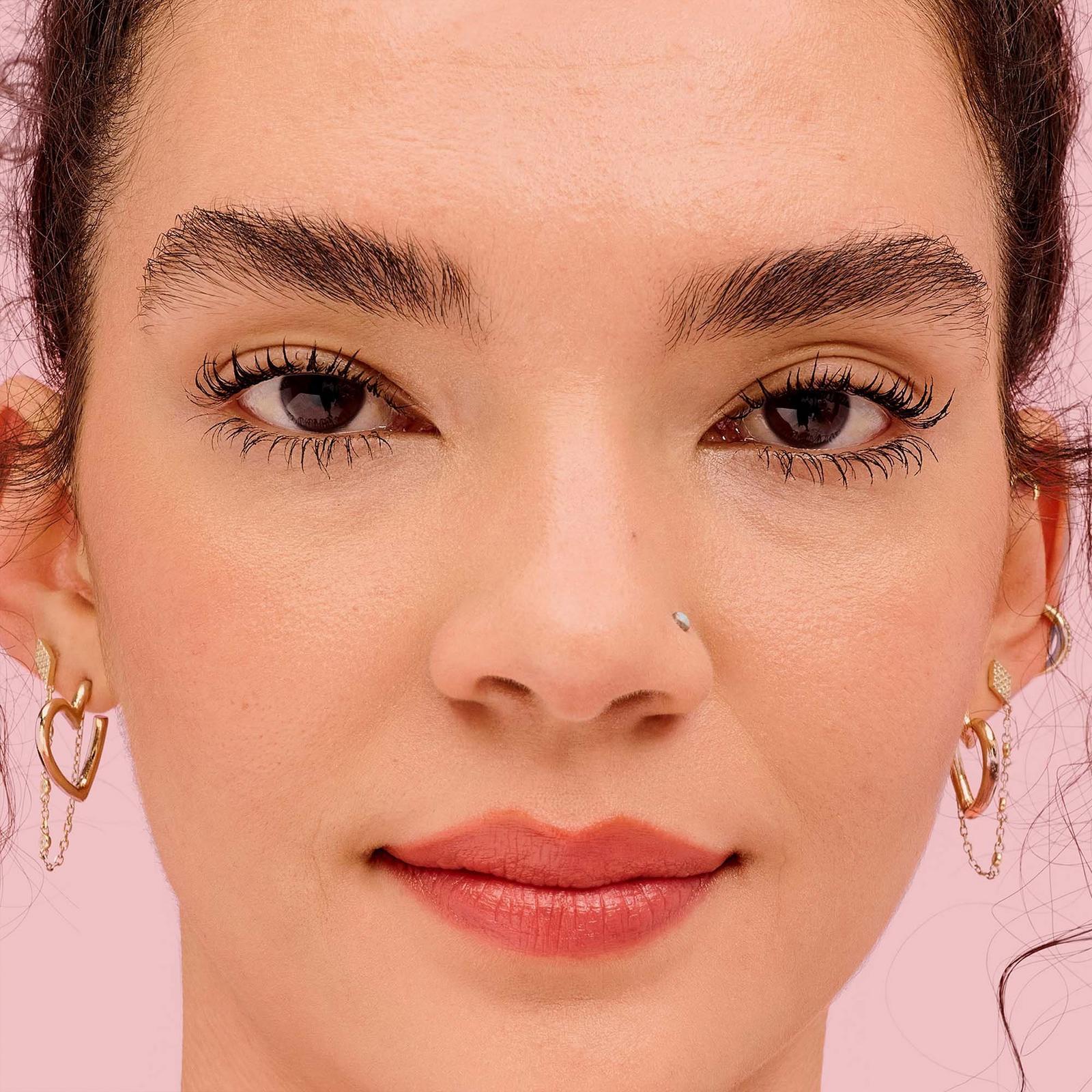 They're Real! Magnet Extreme Lengthening Mascara Mini