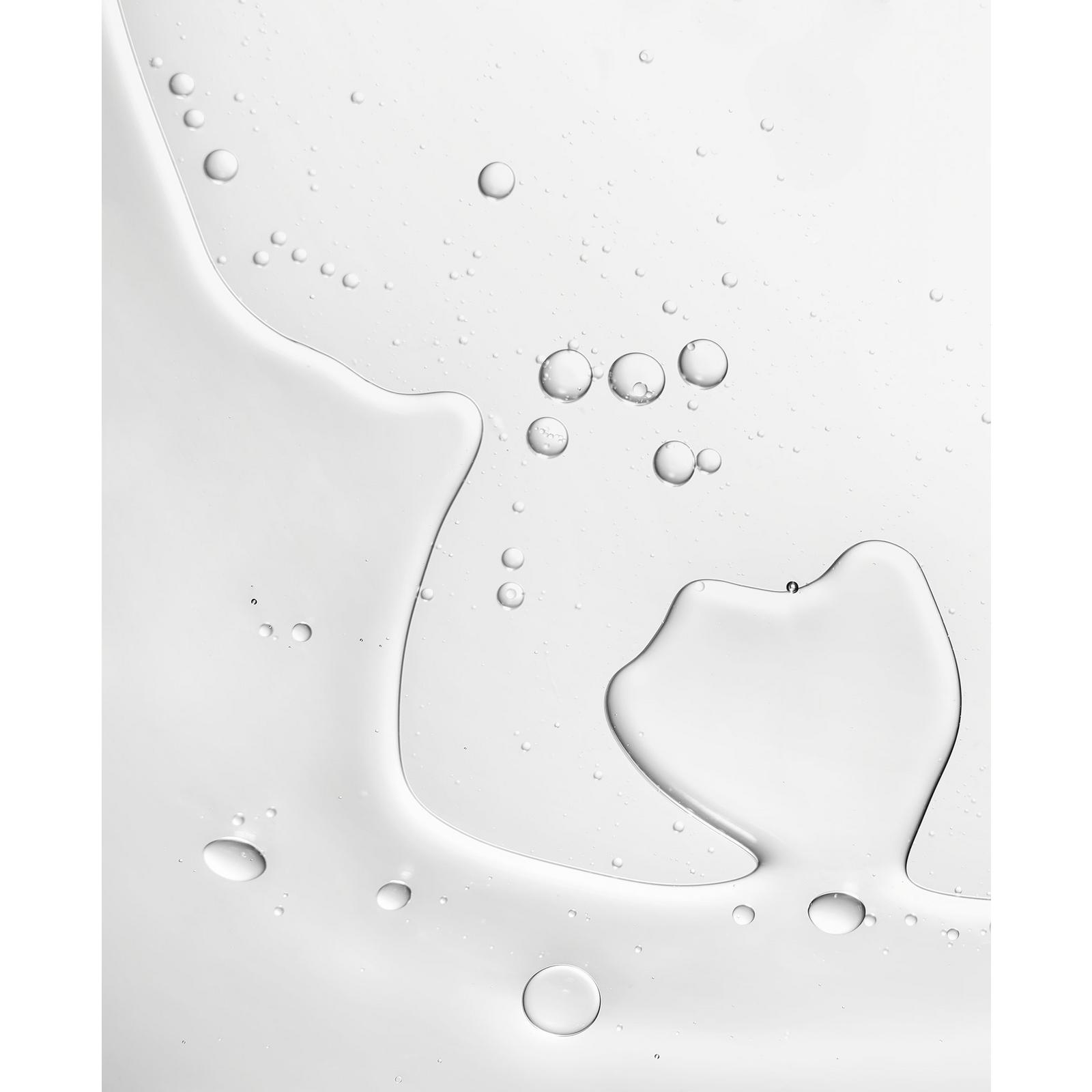 Conceal & Define Infinite Mattifying Longwear Makeup Fixing Spray