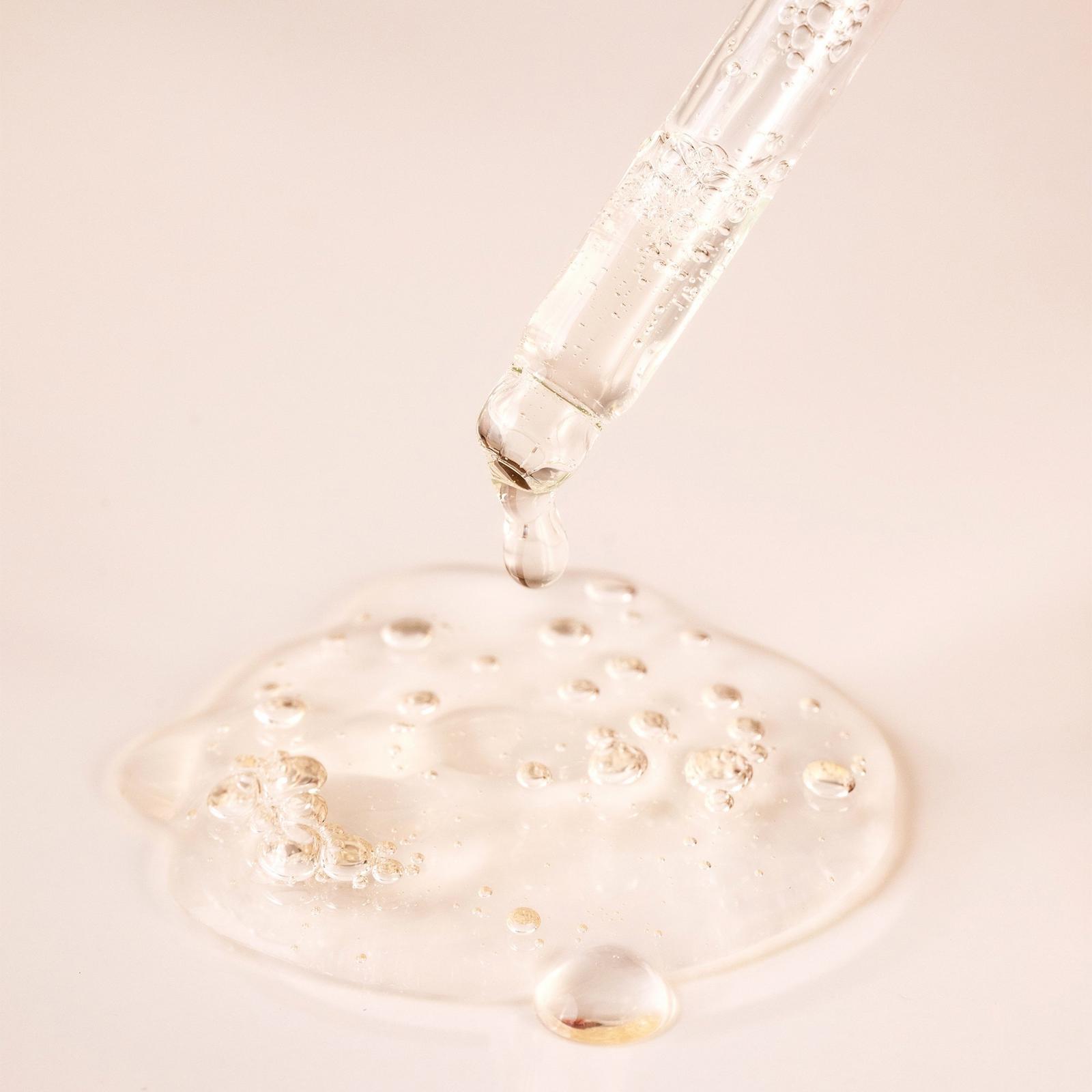 Vitamin C Glow Brightening Serum