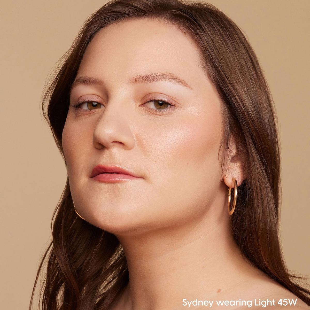 Pretty Fresh Hyaluronic Hydrating Foundation