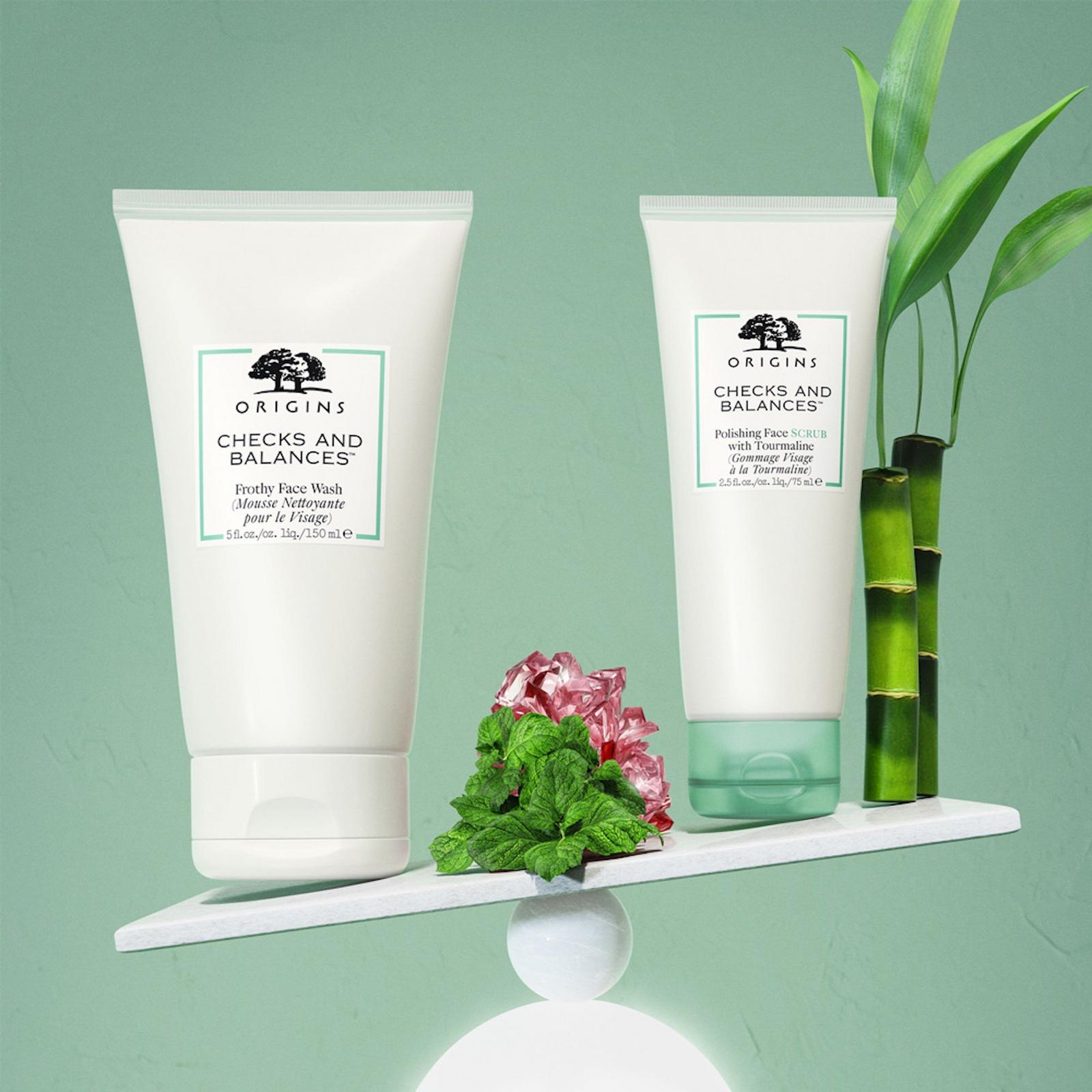 Checks and Balances Polishing Face Scrub