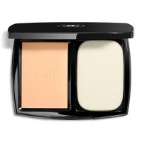 ⚫︎CHANEL LE BLANC COMPACT B30＊新品同様⚫︎ Chanel Le Blanc Brightening Compact Foundation 12g #B30