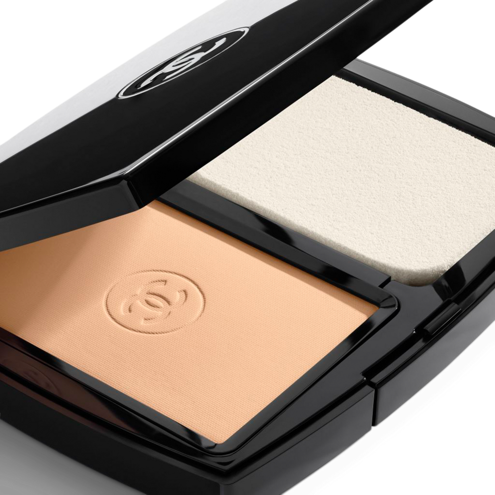 Chanel Ultra Le Teint Ultrawear All-Day Comfort Flawless Finish Compact  Foundation - Compact Foundation
