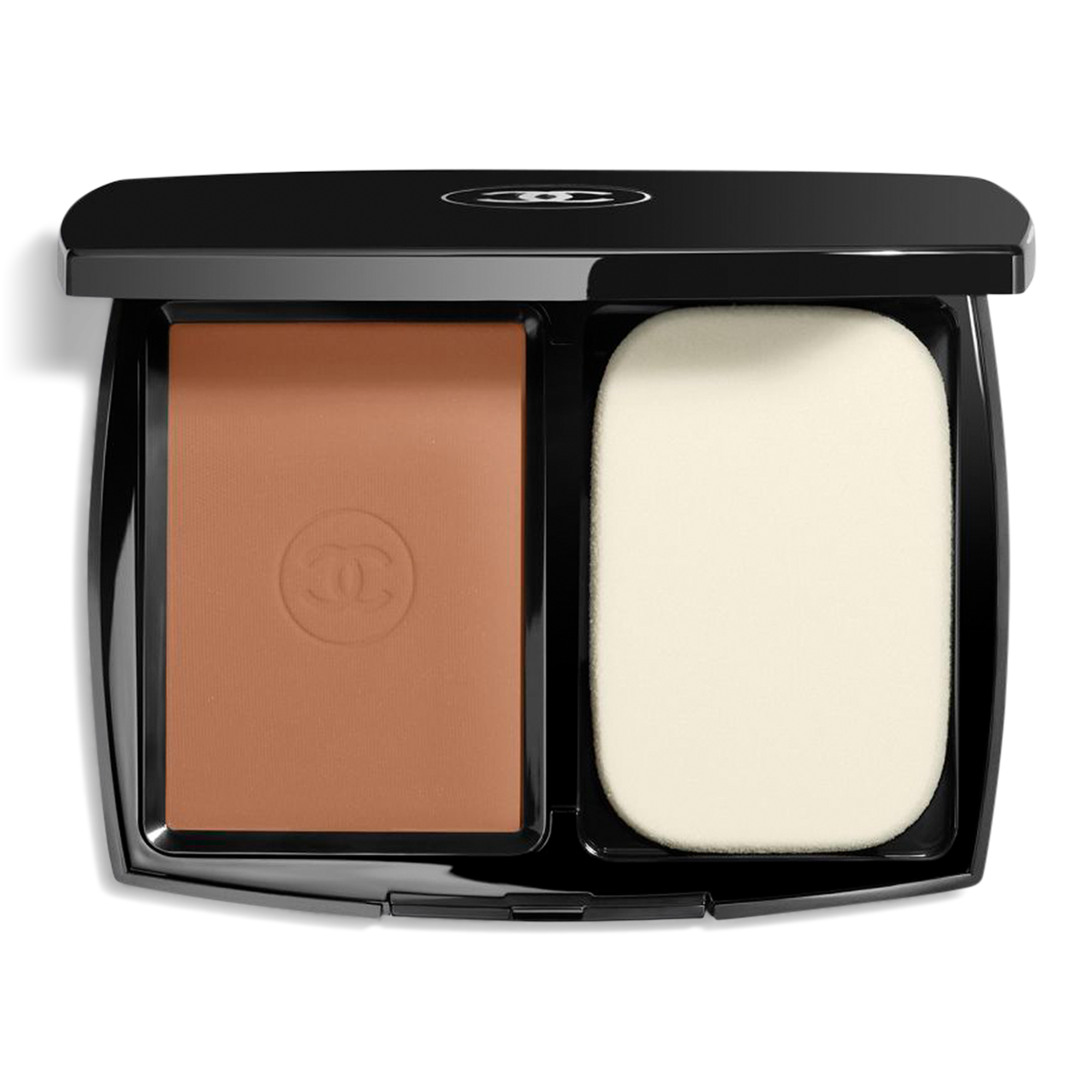 CHANEL ULTRA LE TEINT Ultrawear All-Day Comfort Flawless Finish Compact Foundation #1