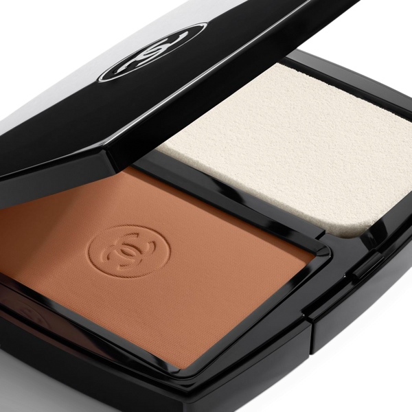 CHANEL ULTRA LE TEINT Ultrawear All-Day Comfort Flawless Finish Compact Foundation #3