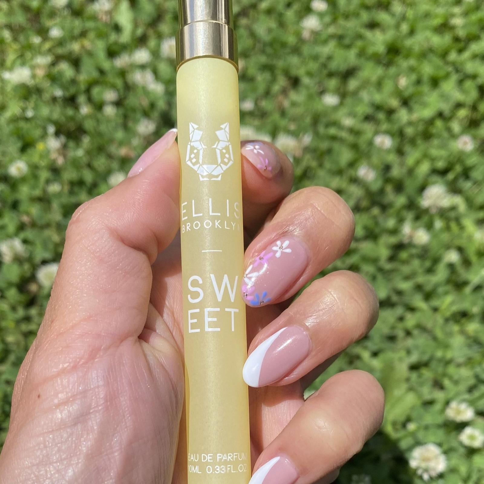 SWEET Eau de Parfum Travel Spray