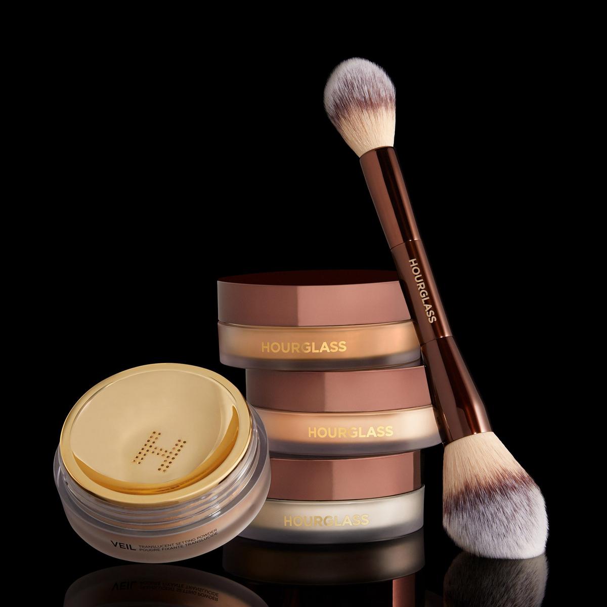 Hourglass sold powder/blending brush