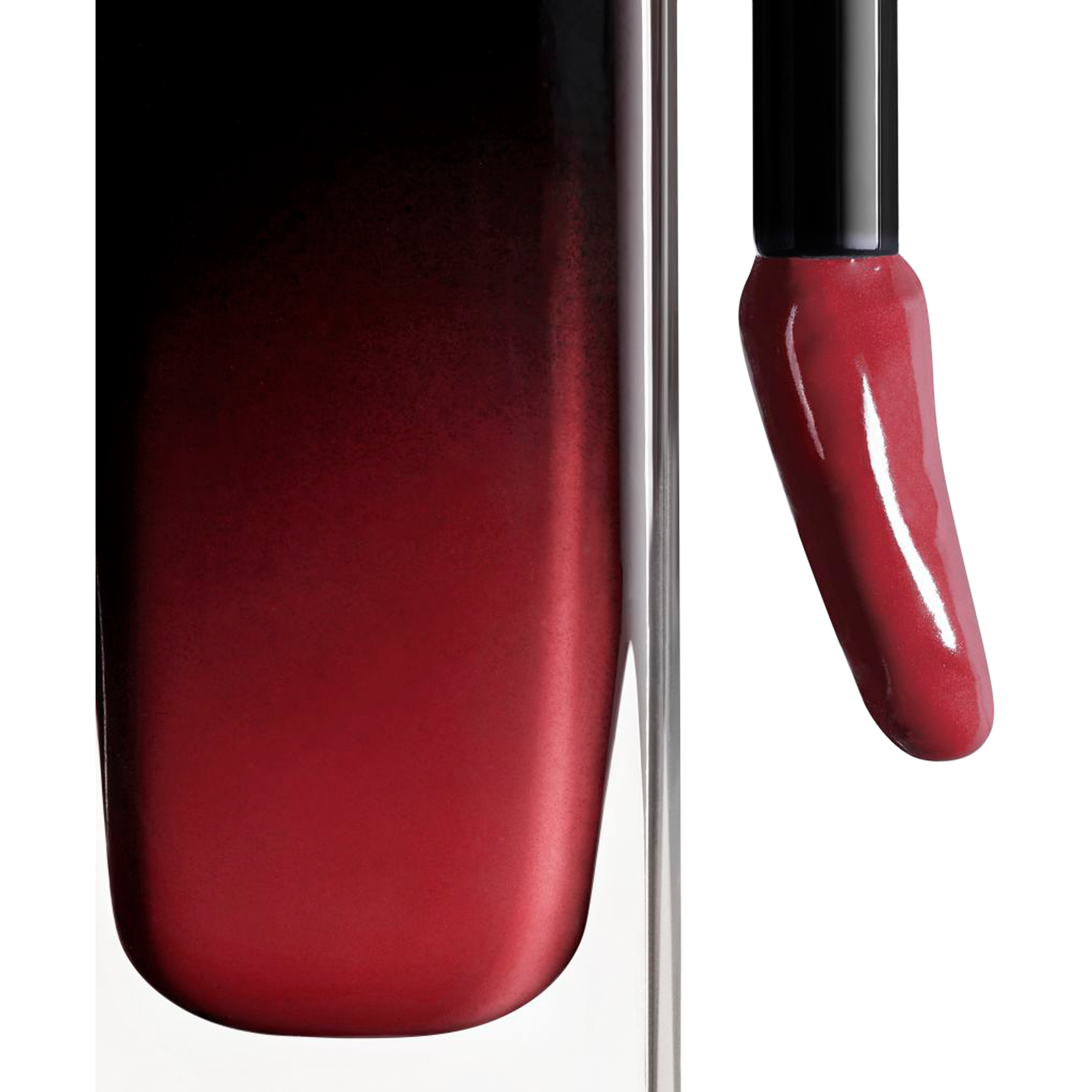 Стойкая жидкая блеск-помада Chanel Rouge Allure Laque — фото 6