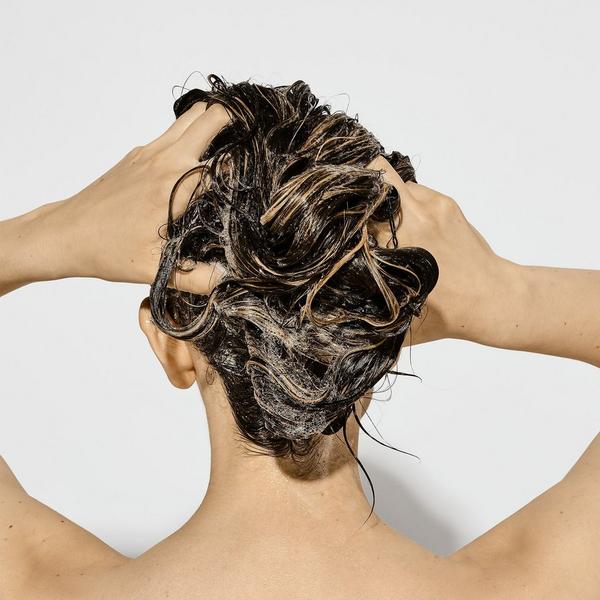 Bumble and bumble Bond-Building Repair Shampoo #7