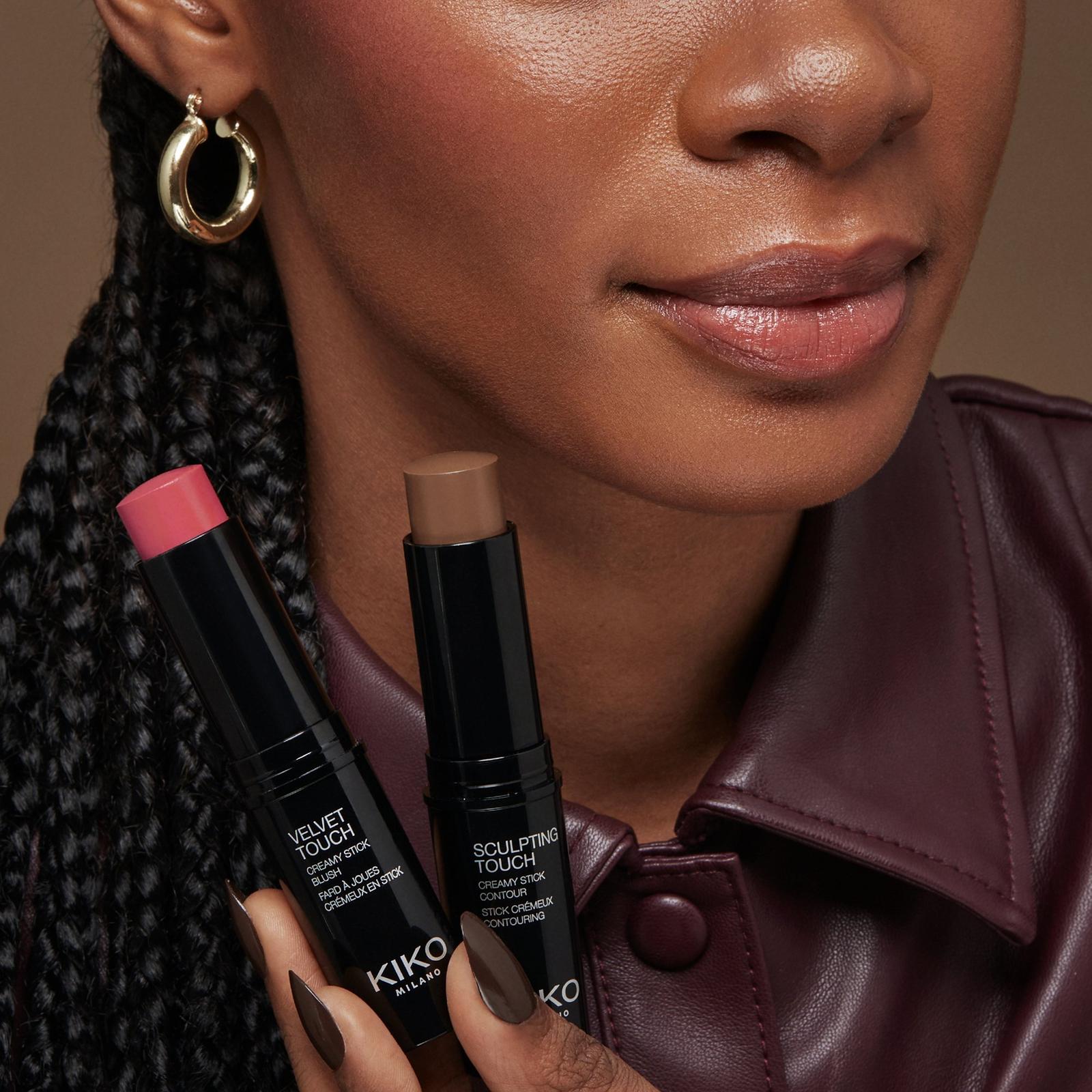 Sculpting Touch Creamy Stick Contour