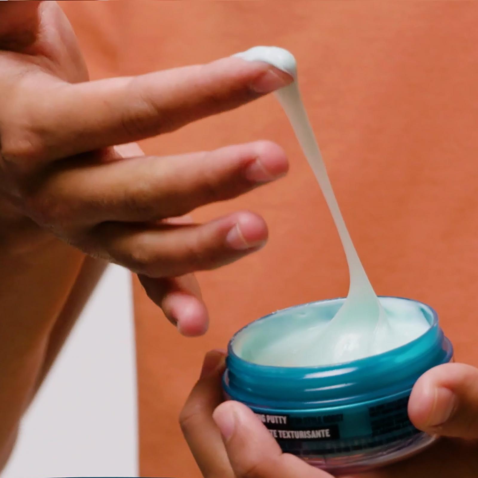 Manipulator Texturizing Putty with Firm Hold