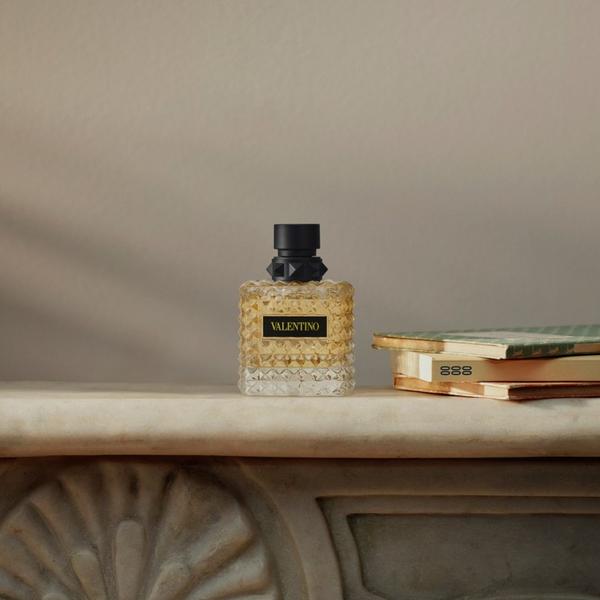 Donna Born In Roma Yellow Dream Perfume 5