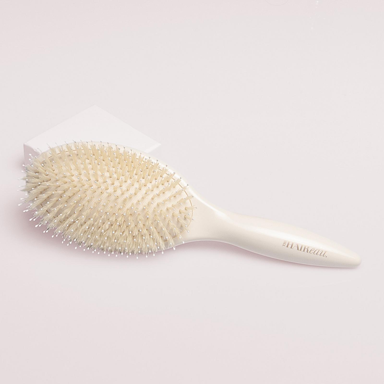 Cream Finish & Shine Boar Bristle Brush